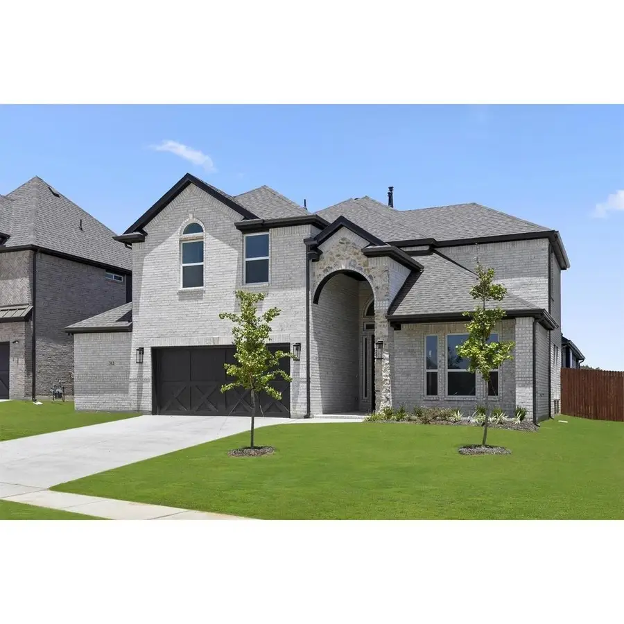 312 Lovett Lane, Burleson, TX 76028 - Image #2
