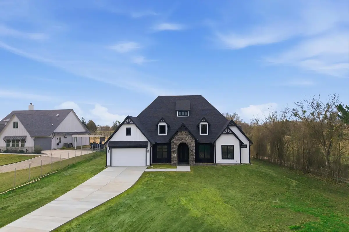 1860 Old Telico Road, Ennis, TX 75119 - Image #1