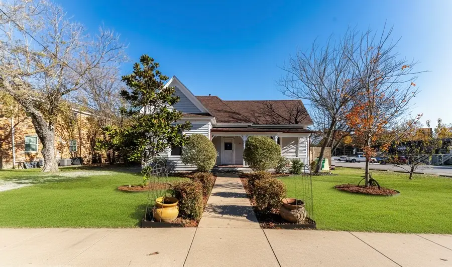 514 N Rogers Street, Waxahachie, TX 75165 - Image #3