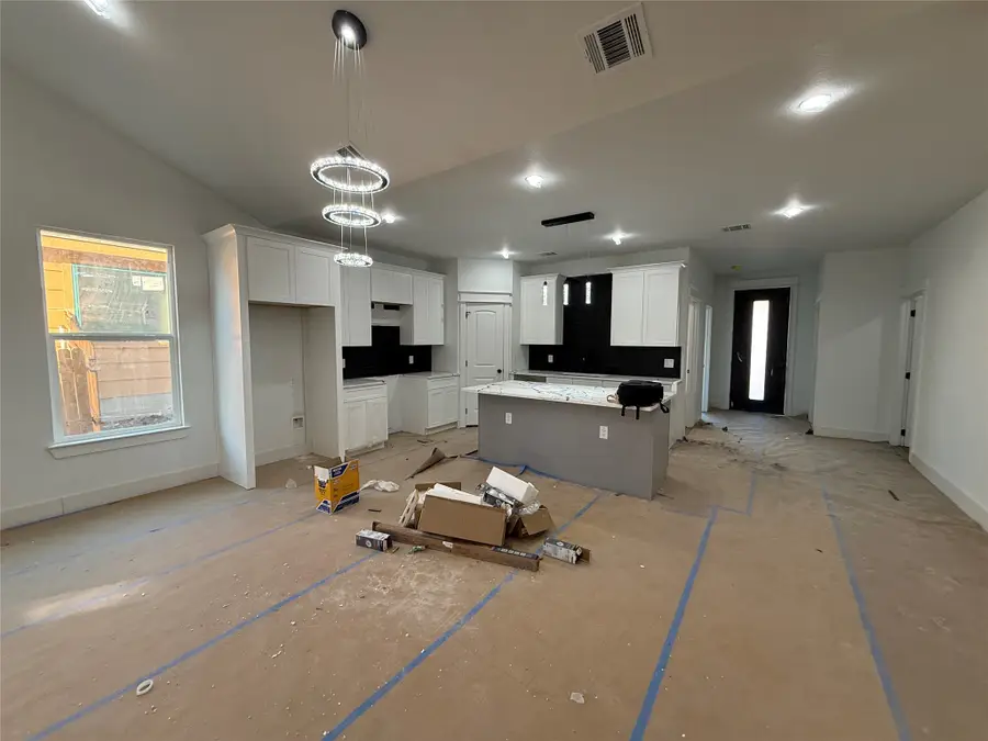 6039 Plum Dale Road, Dallas, TX 75241 - #3