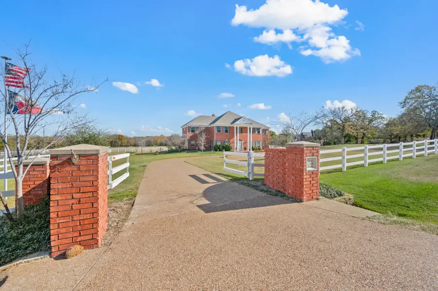 1077 Cardinal Drive, Bartonville, TX 76226 - #3