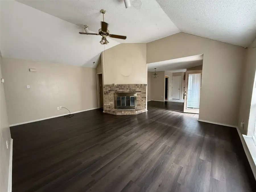 1120 Old Barn Lane, Mesquite, TX 75149 - Image #3