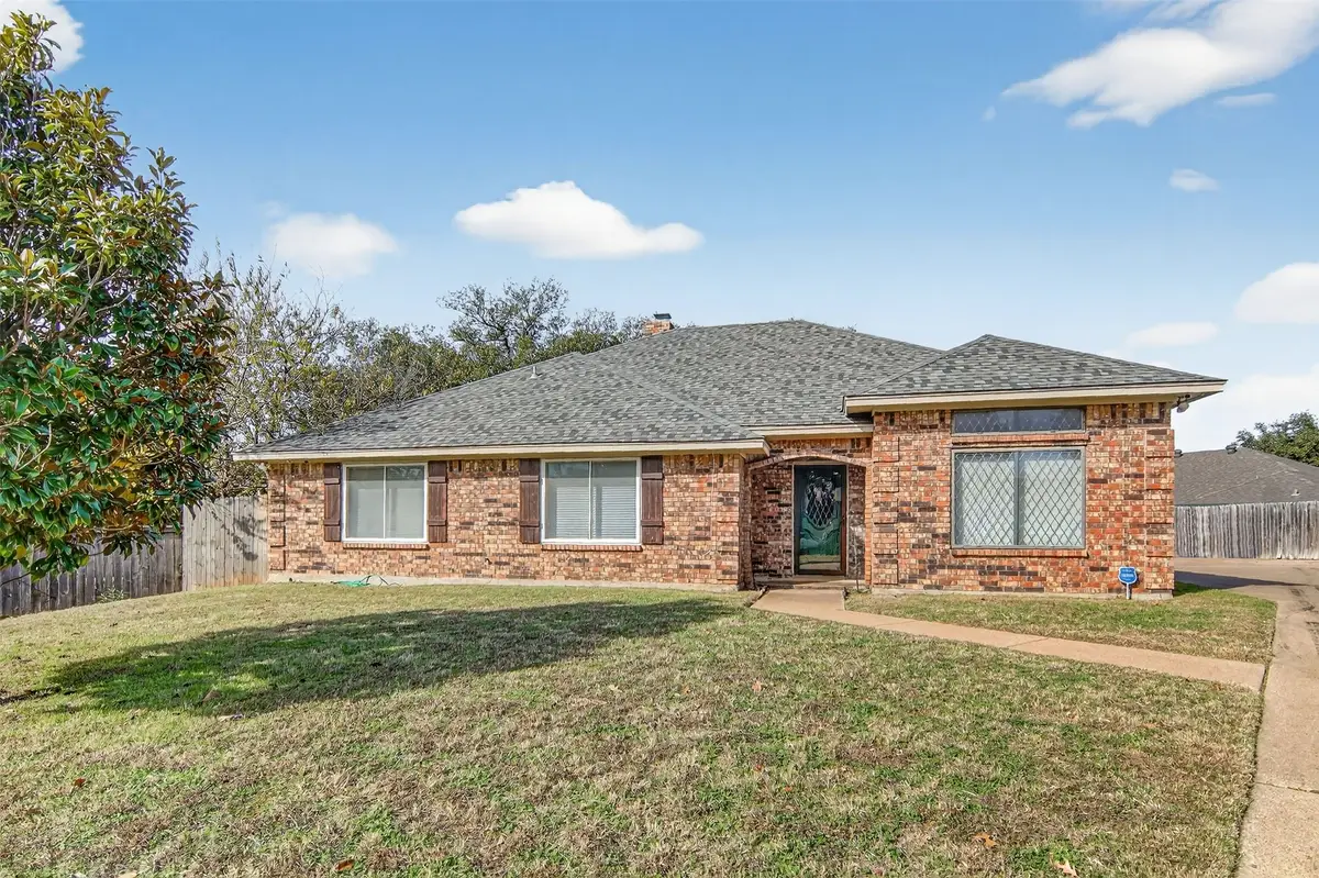 7864 Mahonia Drive, Fort Worth, TX 76133 - Image #1