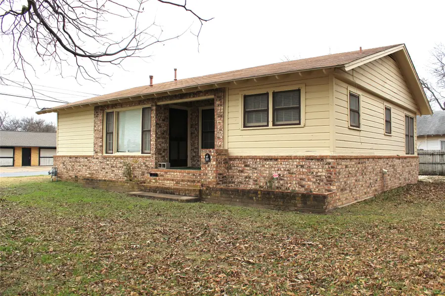 210 W Frey Street, Stephenville, TX 76401 - Image #3