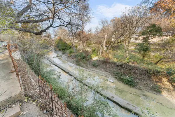 607 Shadywood Lane, Richardson, TX 75080