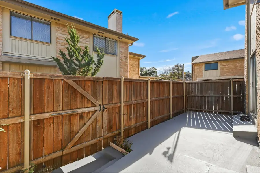 2624 Custer Parkway #D, Richardson, TX 75080 - Image #2