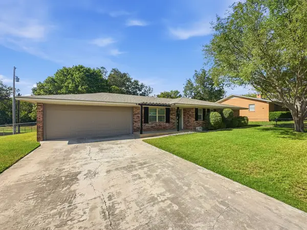 405 S Bouldin Street, Hamilton, TX 76531