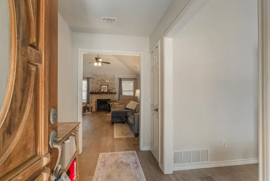 6805 Starnes Road, North Richland Hills, TX 76182 - Image #3