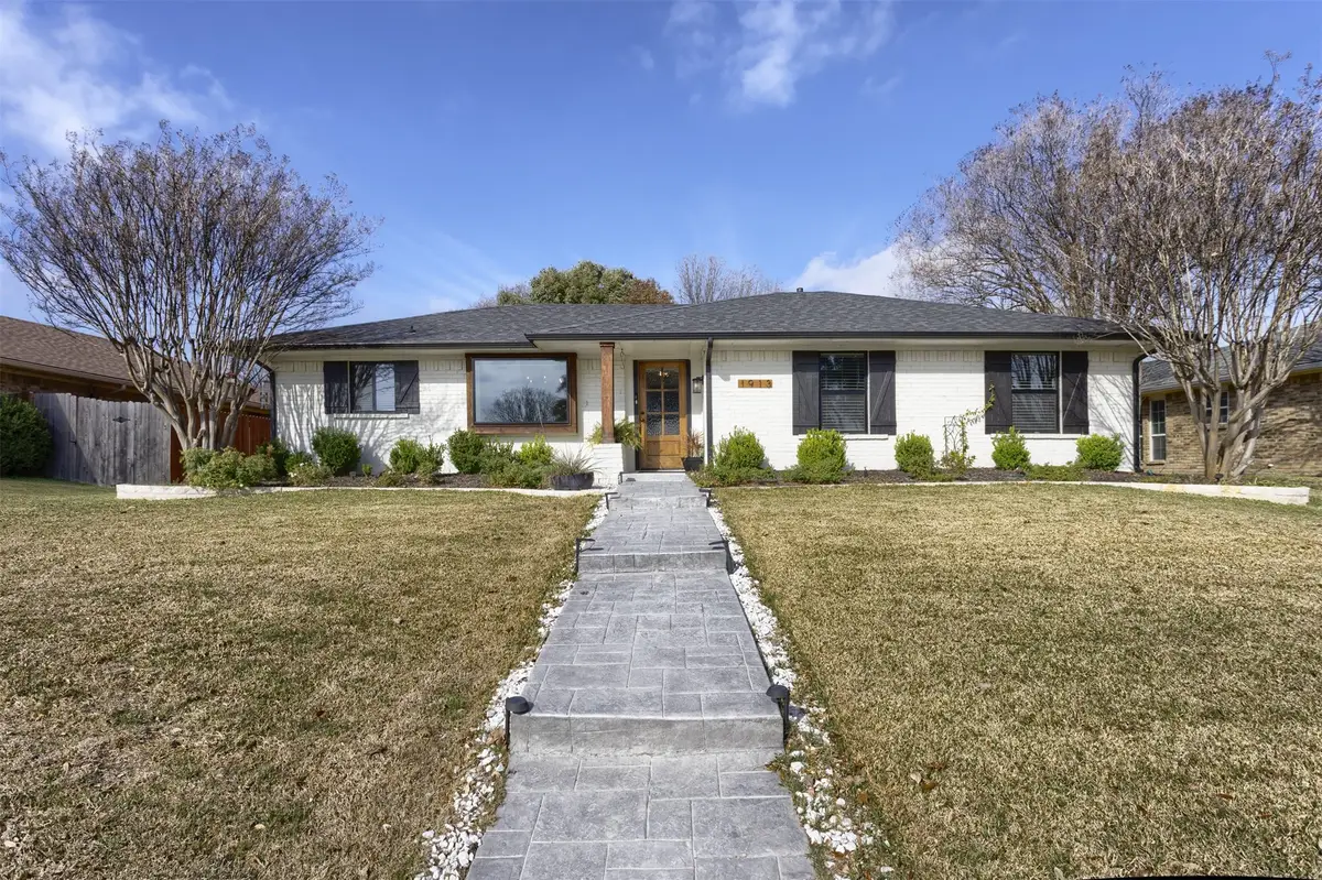 1913 E Branch Hollow Drive, Carrollton, TX 75007 - Image #1