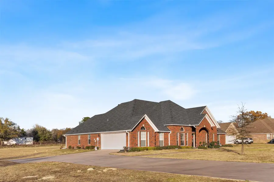 315 Briarwood Lane, Sulphur Springs, TX 75482 - Image #3