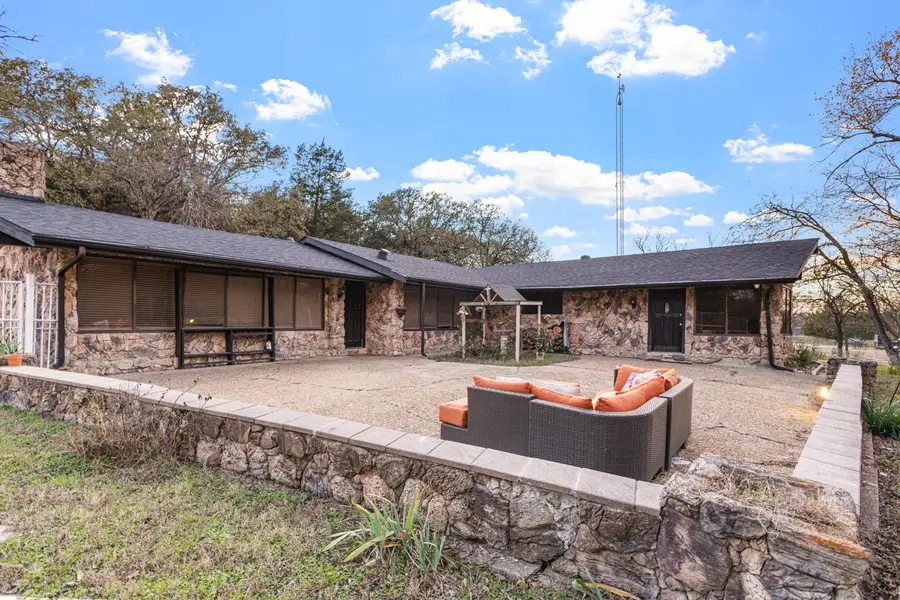 10431 Lakeview Trail, Quinlan, TX 75474 - Image #3