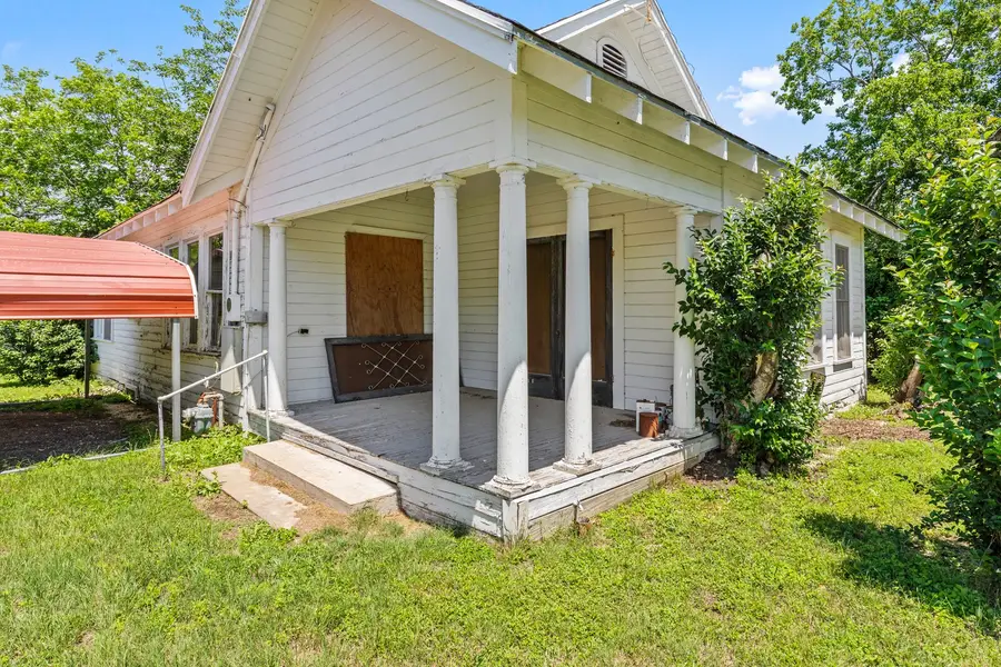 801-803 N Harrison Street, West, TX 76691 - Image #3