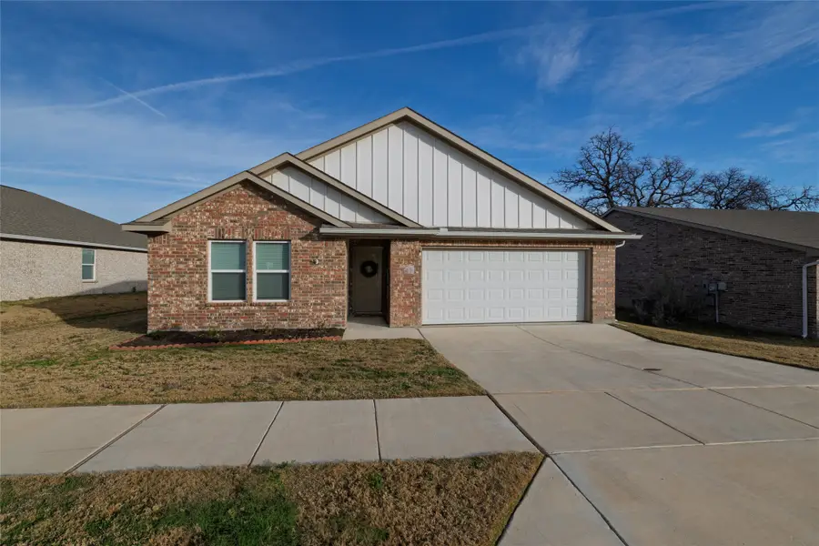 953 Ben Drive, Springtown, TX 76082 - Image #3