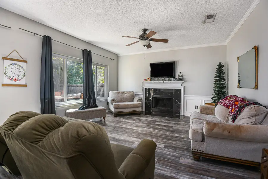 7024 Lyndale Drive, Watauga, TX 76148 - Image #3