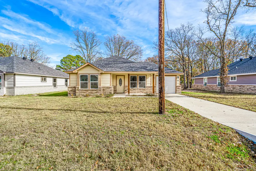 800 Hemlock Drive, West Tawakoni, TX 75474 - Image #2