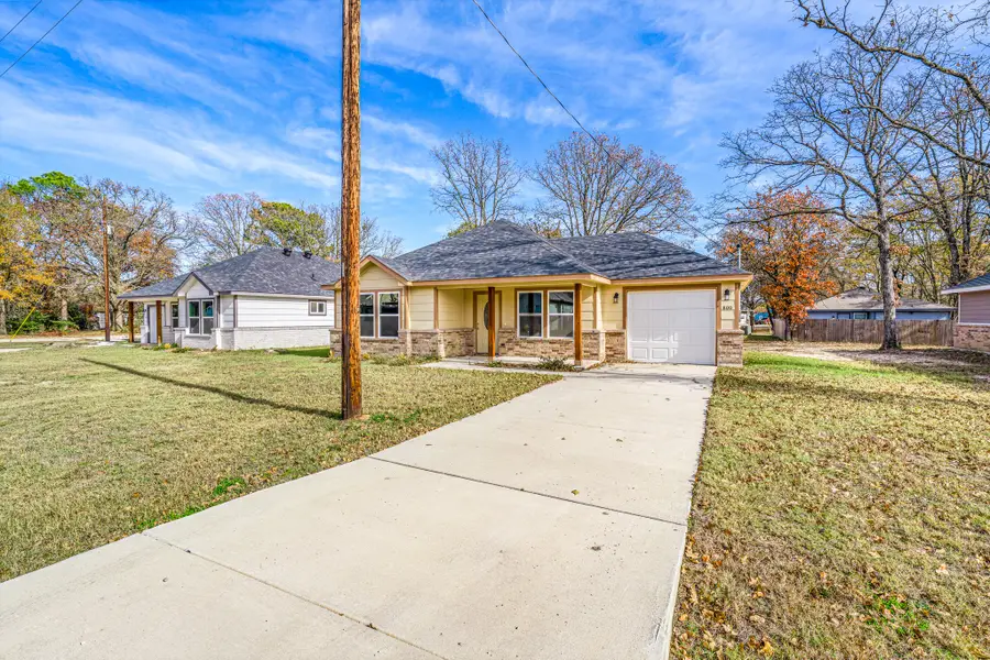 800 Hemlock Drive, West Tawakoni, TX 75474 - Image #3