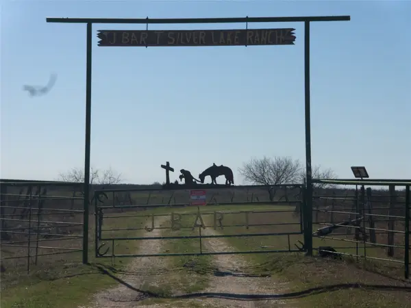 1817 Lcr 182 Road, Coolidge, TX 76635