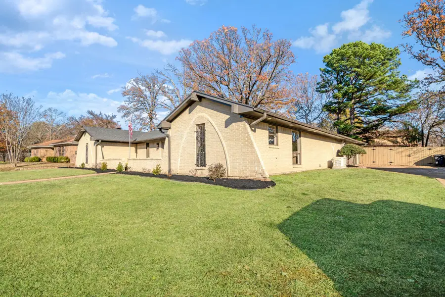 615 38th Street Se, Paris, TX 75462 - Image #2