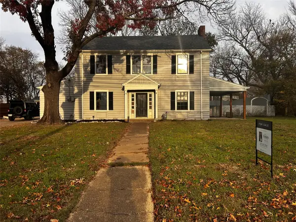 1102 N Preston Street, Ennis, TX 75119