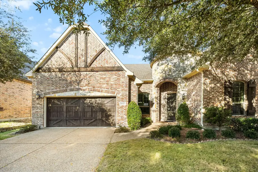 6814 Springwood Lane, Garland, TX 75044 - Image #2