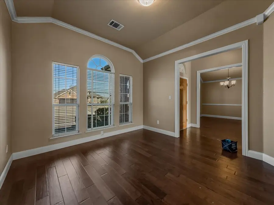 402 Tanglewood Drive, Wylie, TX 75098 - Image #2