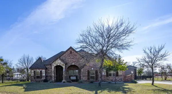 407 Miramar Circle, Weatherford, TX 76085