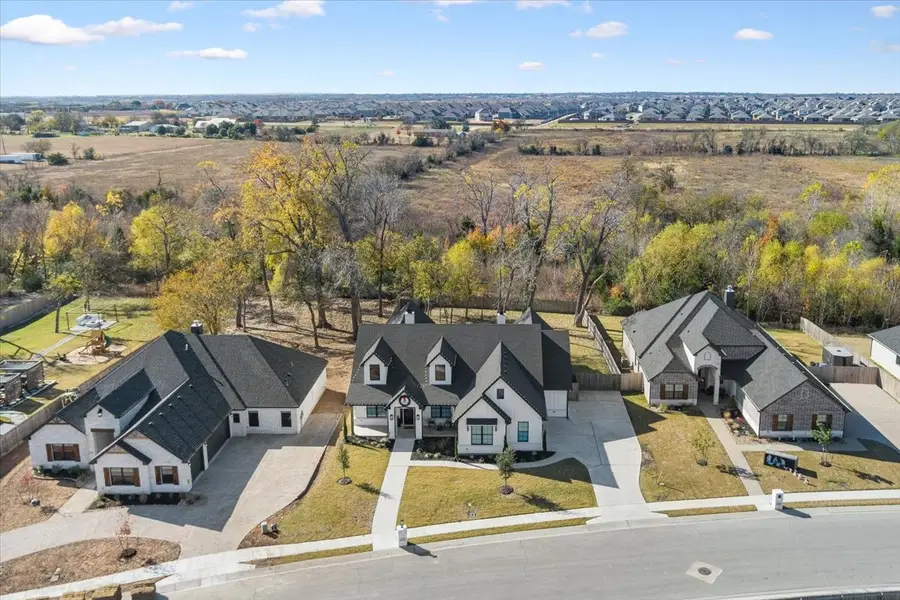 10229 Creekside Lane, Waco, TX 76712 - Image #2