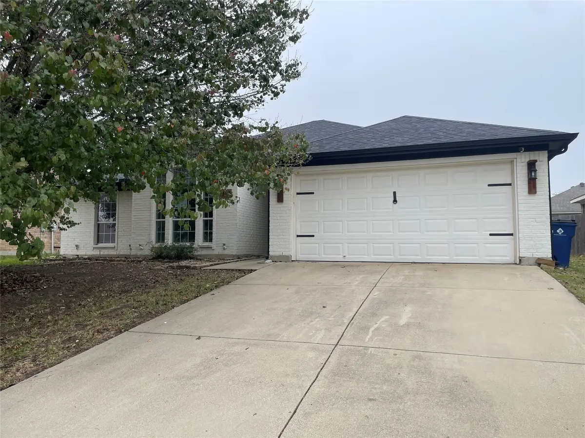 1014 Thistle Meade Circle, Burleson, TX 76028 - #1