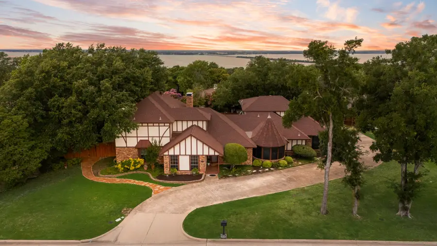 706 S Alamo Road, Rockwall, TX 75087 - Image #2