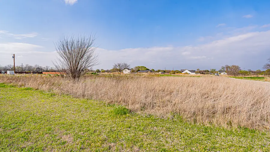 9332 Sunrise Drive, Fort Worth, TX 76134 - #2