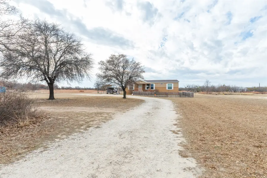 378 S Hays Road, Clyde, TX 79510 - Image #3