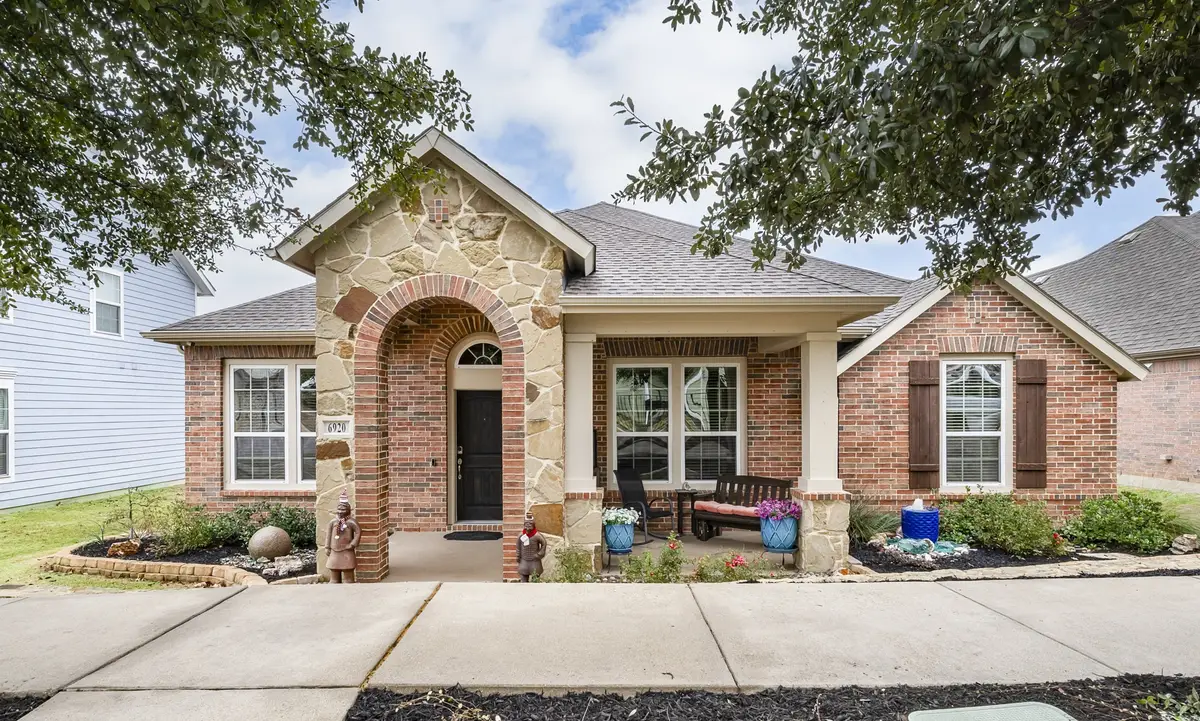 6920 Kingdom Estates Drive, Dallas, TX 75236 - Image #1