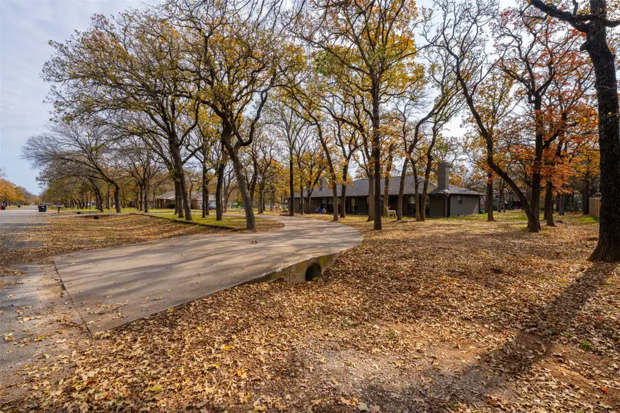 1908 Thousand Oaks Drive, Burleson, TX 76028 - #2