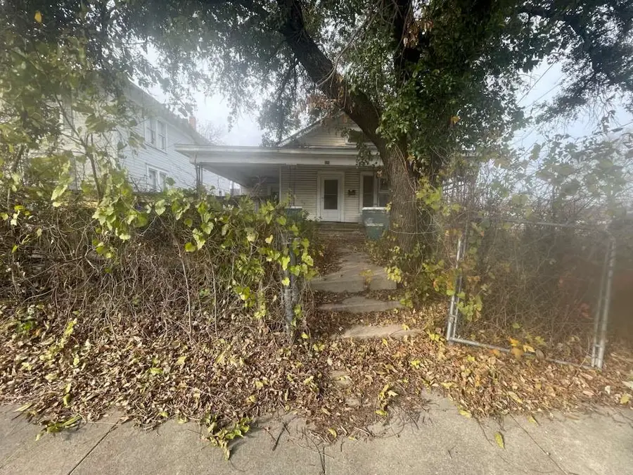 205 N Waco Street, Hillsboro, TX 76645 - Image #2