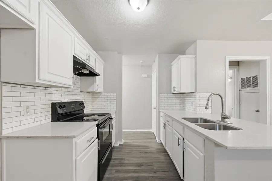 309 Gravel Street, Waxahachie, TX 75165 - Image #3