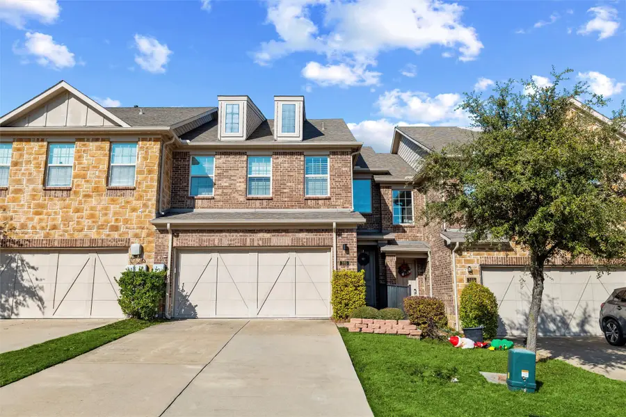 385 Busher Drive, Lewisville, TX 75067 - Image #2