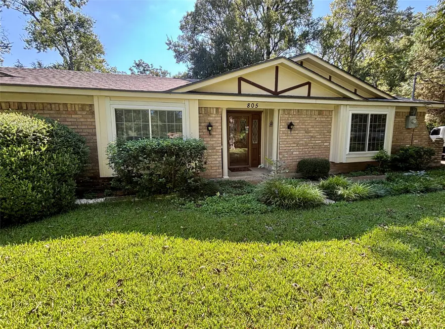 805 Evelyn Drive, Lorena, TX 76655 - Image #2