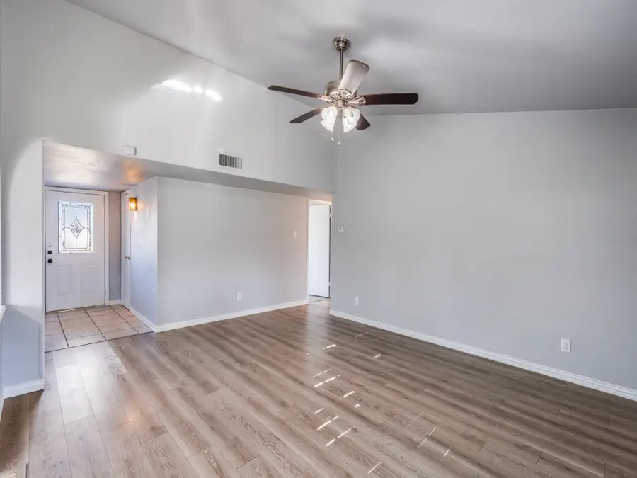 1604 Williamsburg Drive, Plano, TX 75074 - Image #2