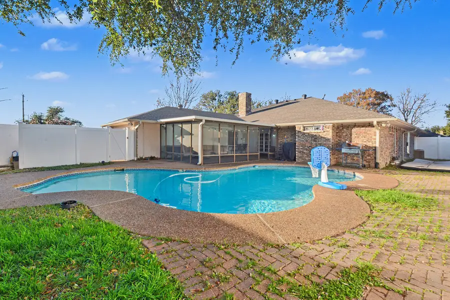 602 Wentworth Drive, Richardson, TX 75081 - Image #2