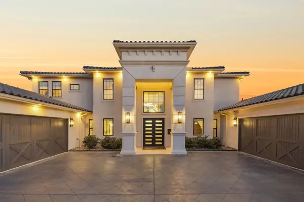 1121 Excalibur Boulevard, Lewisville, TX 75056