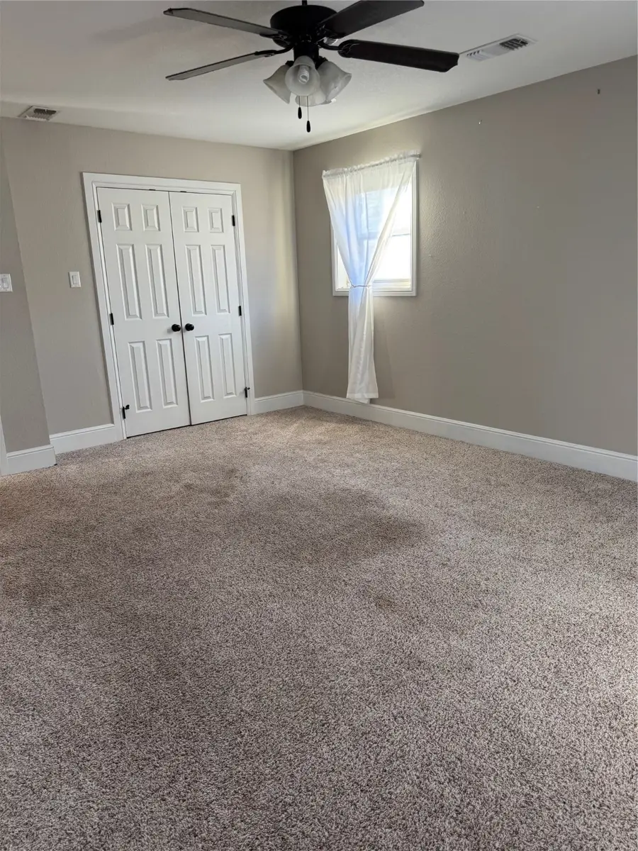 302 E Washington Street, Alvord, TX 76225 - Image #3