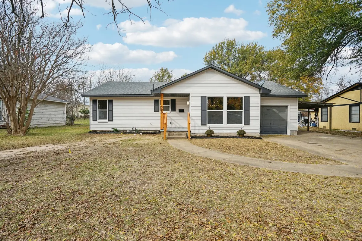 305 Westvue Street, Terrell, TX 75160 - Image #1