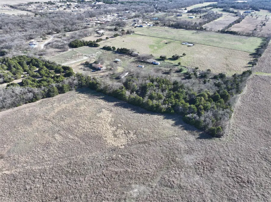 2084 Broken Arrow Lane, McKinney, TX 75071 - Image #3