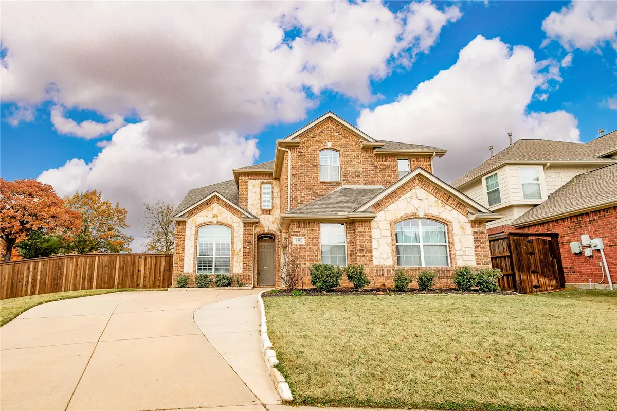 4512 Scott Drive, Flower Mound, TX 75022 - Image #1