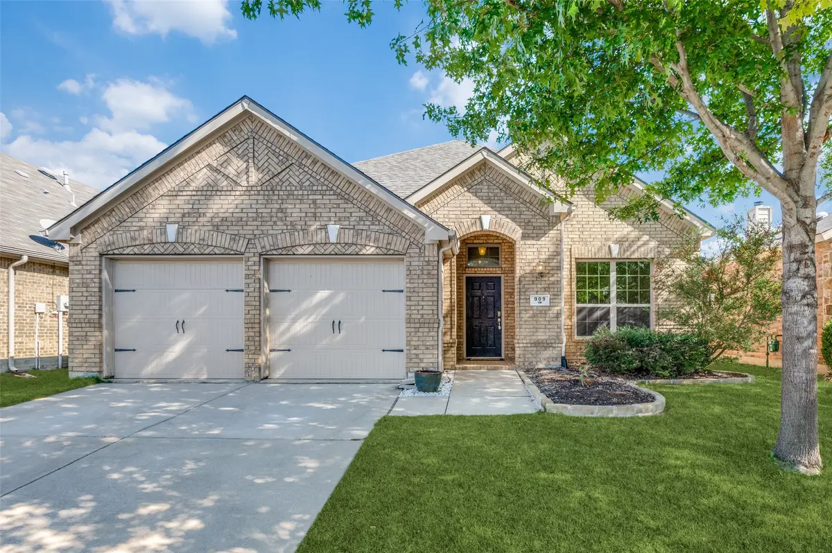 909 Green Coral Drive, Little Elm, TX 75068 - Image #1