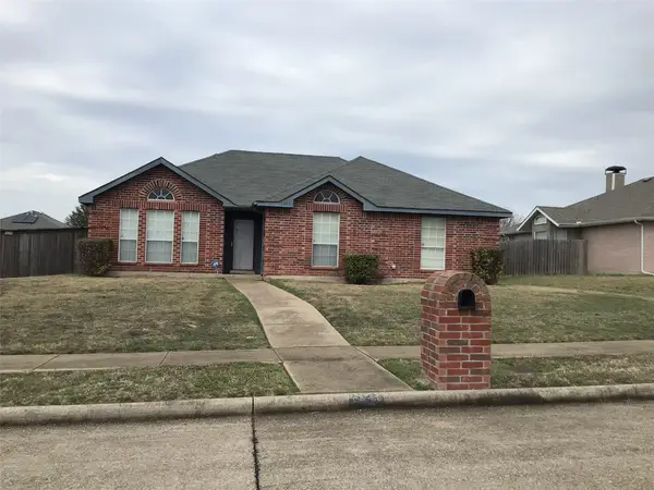 1341 Harvest Hill Lane, Lancaster, TX 75146