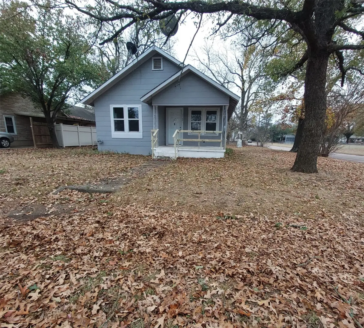 1130 W Shepherd Street, Denison, TX 75020 - Image #1