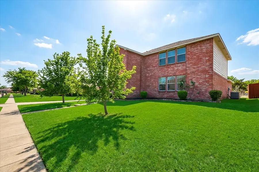 2817 Lake Terrace Drive, Wylie, TX 75098 - Image #3