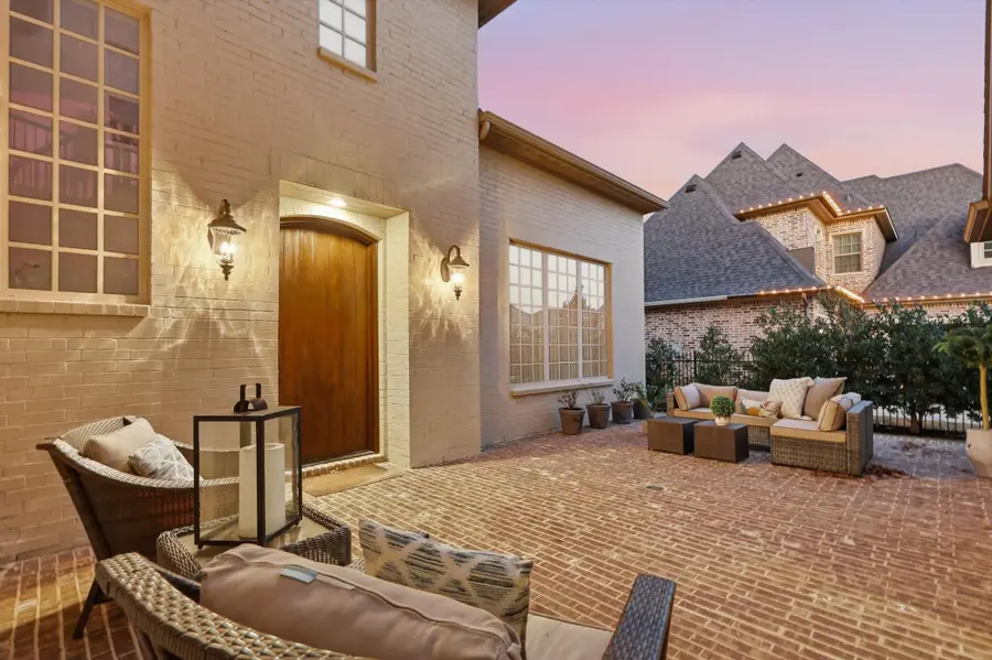 4266 Longwood Drive, Frisco, TX 75033 - Image #3