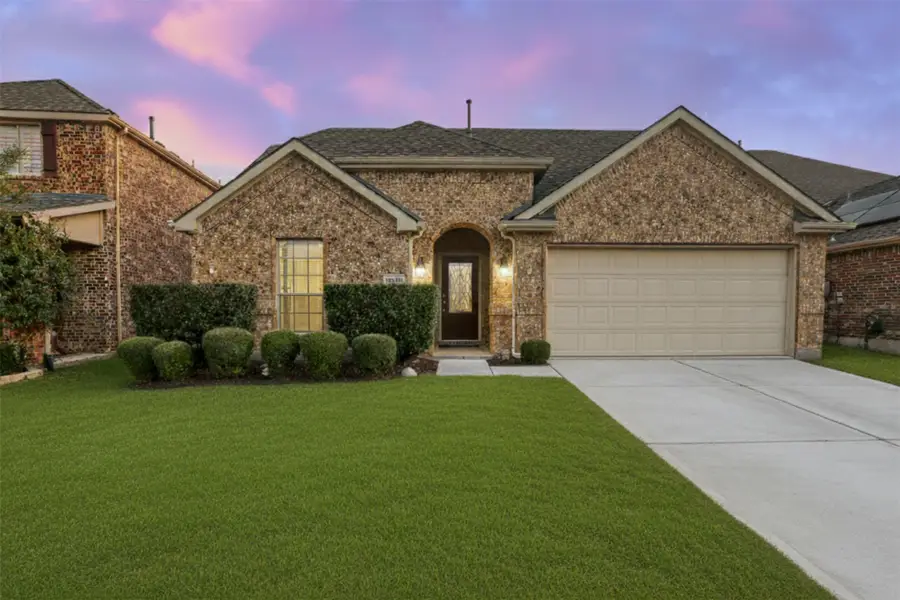 10409 Flat Creek Trail, McKinney, TX 75072 - Image #2